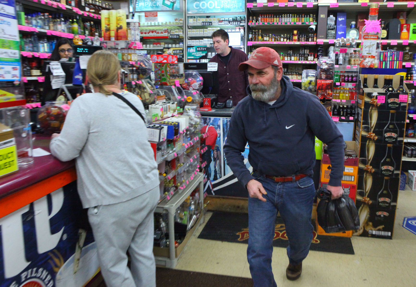 Sunday alcohol sales for at-home consumption come to Indiana